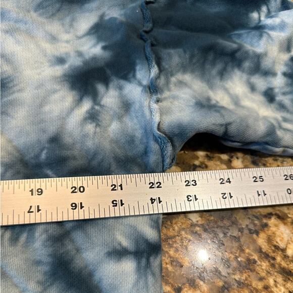 Mododoc Women’s Medium 2 Piece Hoodie Jogger Set in Teal and White Tie Dye - Picture 5 of 9